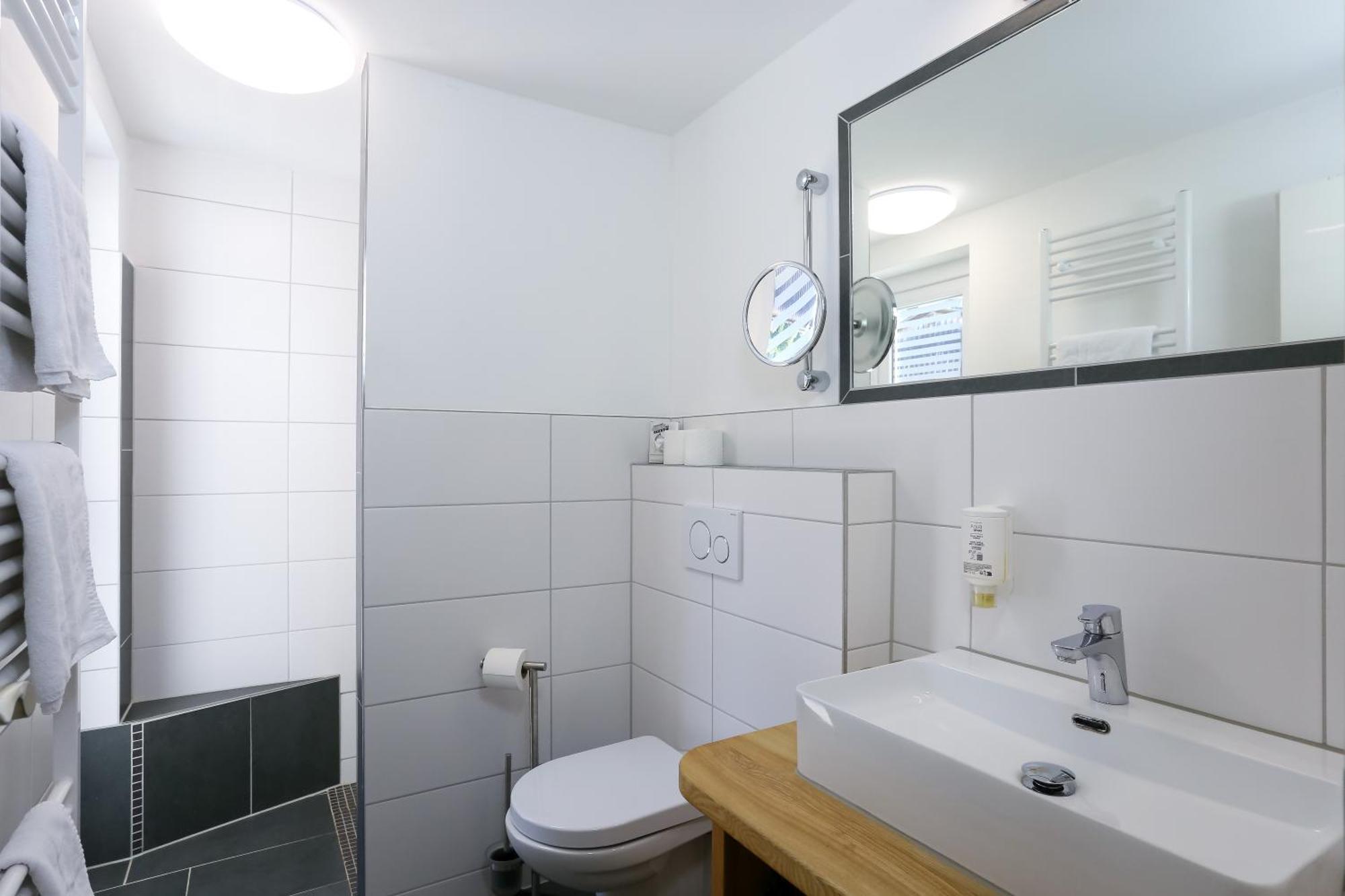 Aparthotel Schwarzwald Panorama Bad Wildbad Rum bild